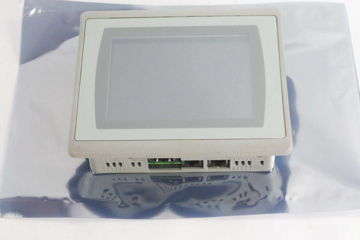Allen Bradley 2711P-T6C22D8S Ser B Panelview Plus 7 Interface Terminal