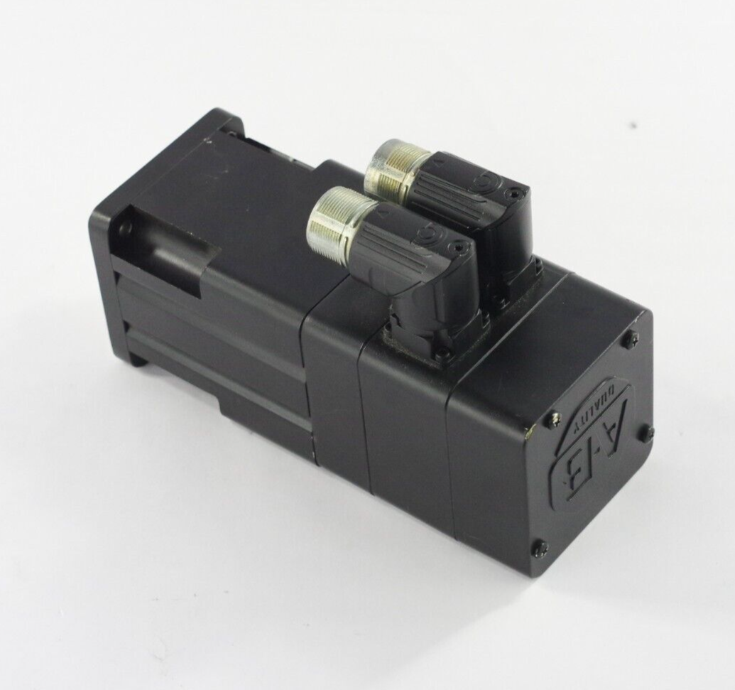 Allen Bradley MPL-B220T-VJ74 AA Servo Motor MPLB220TVJ74AA Ser A 6000 RPM
