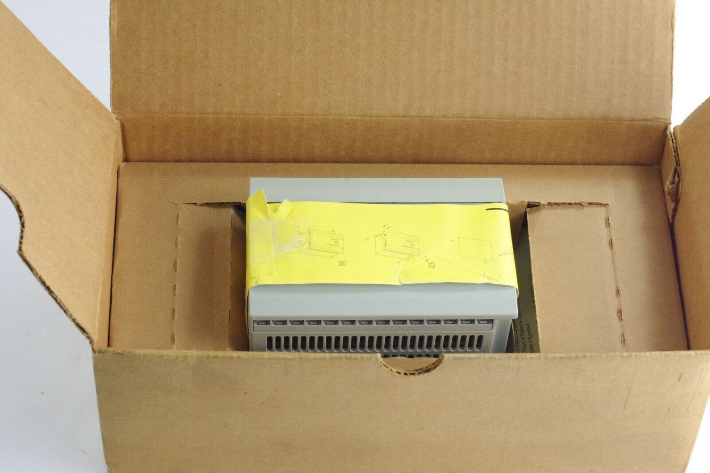 Allen Bradley 1761-L16BWA Ser E FRN 1.0 24VDC Module - Open Box
