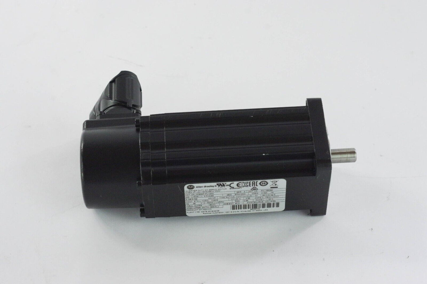 Allen Bradley VPL-A0632F-PJ12AA AC SERVO MOTOR