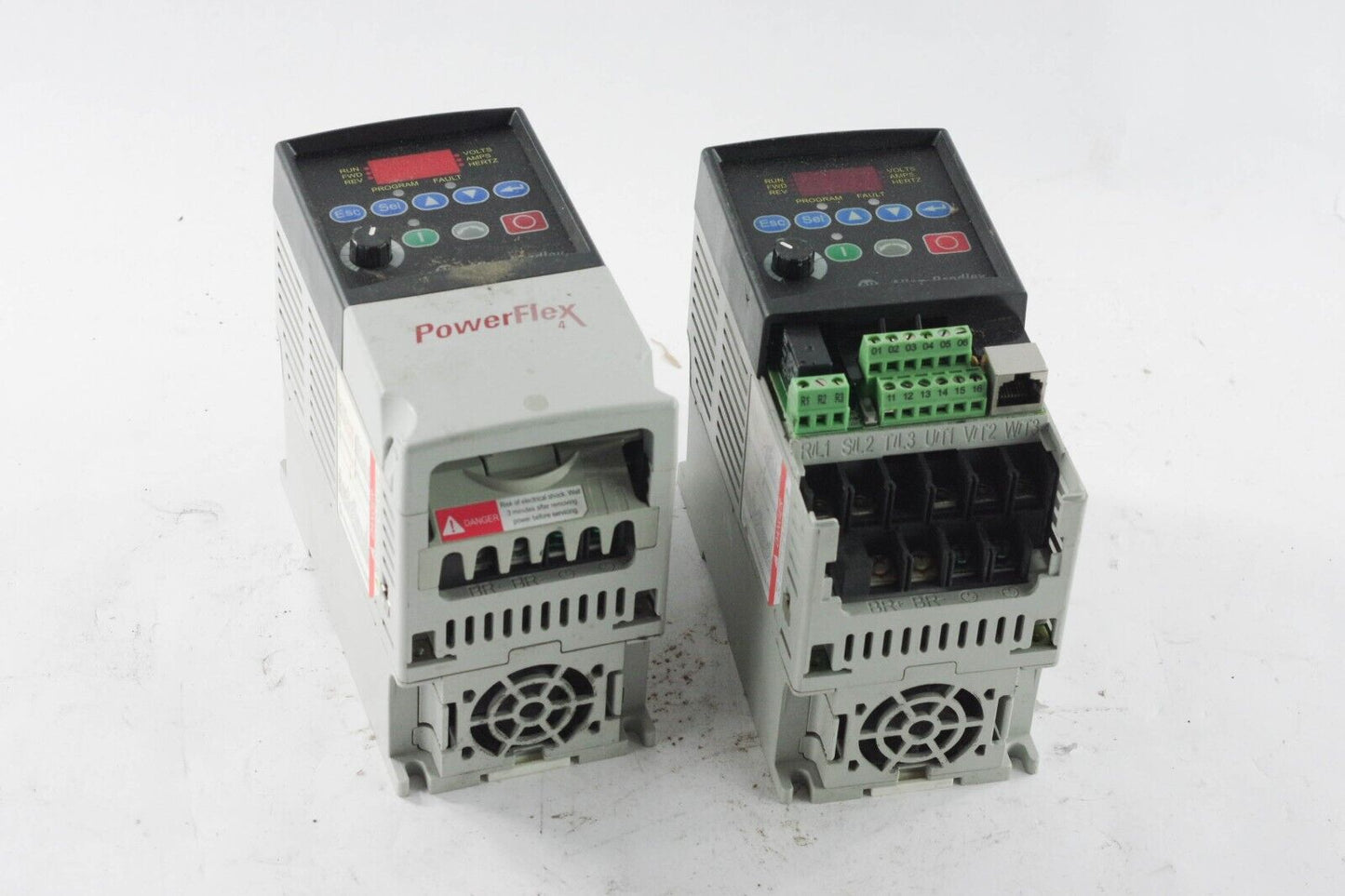 2x ALLEN BRADLEY 22A-A2P3N114 AC DRIVES - For Parts / Repair
