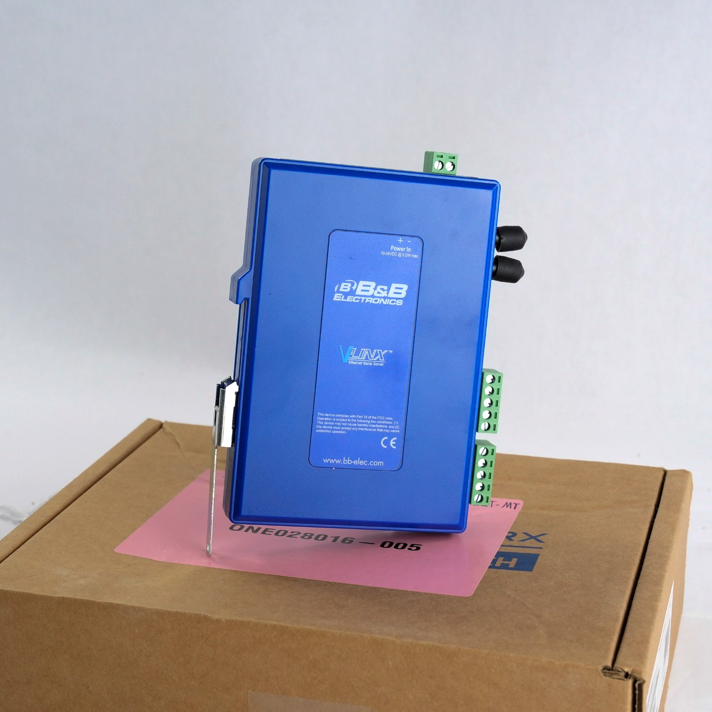 B&B Electronics VLinx MESR922T-MT / MESR922TMT - Open Box