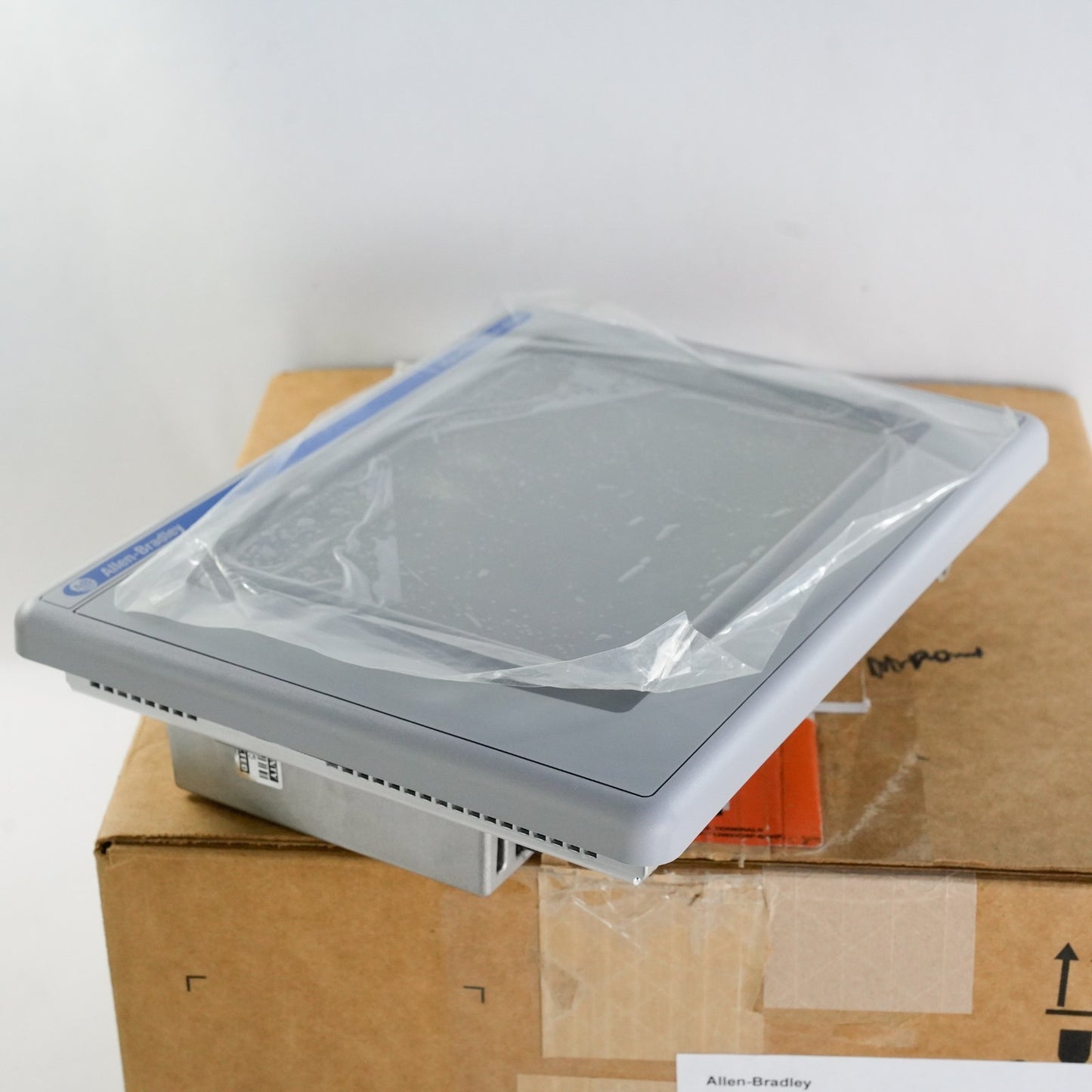 Allen Bradley 2711P-T10C4D1 /A PanelView Plus 1000 + RP1/G Without Original Box