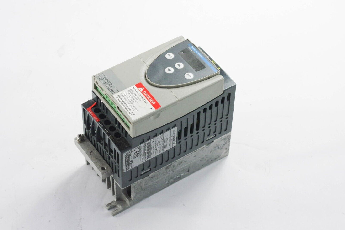 Telemecanique Altivar 11 ATV11HU09F1U Variable Speed Drive / ATV 1HU09F1U