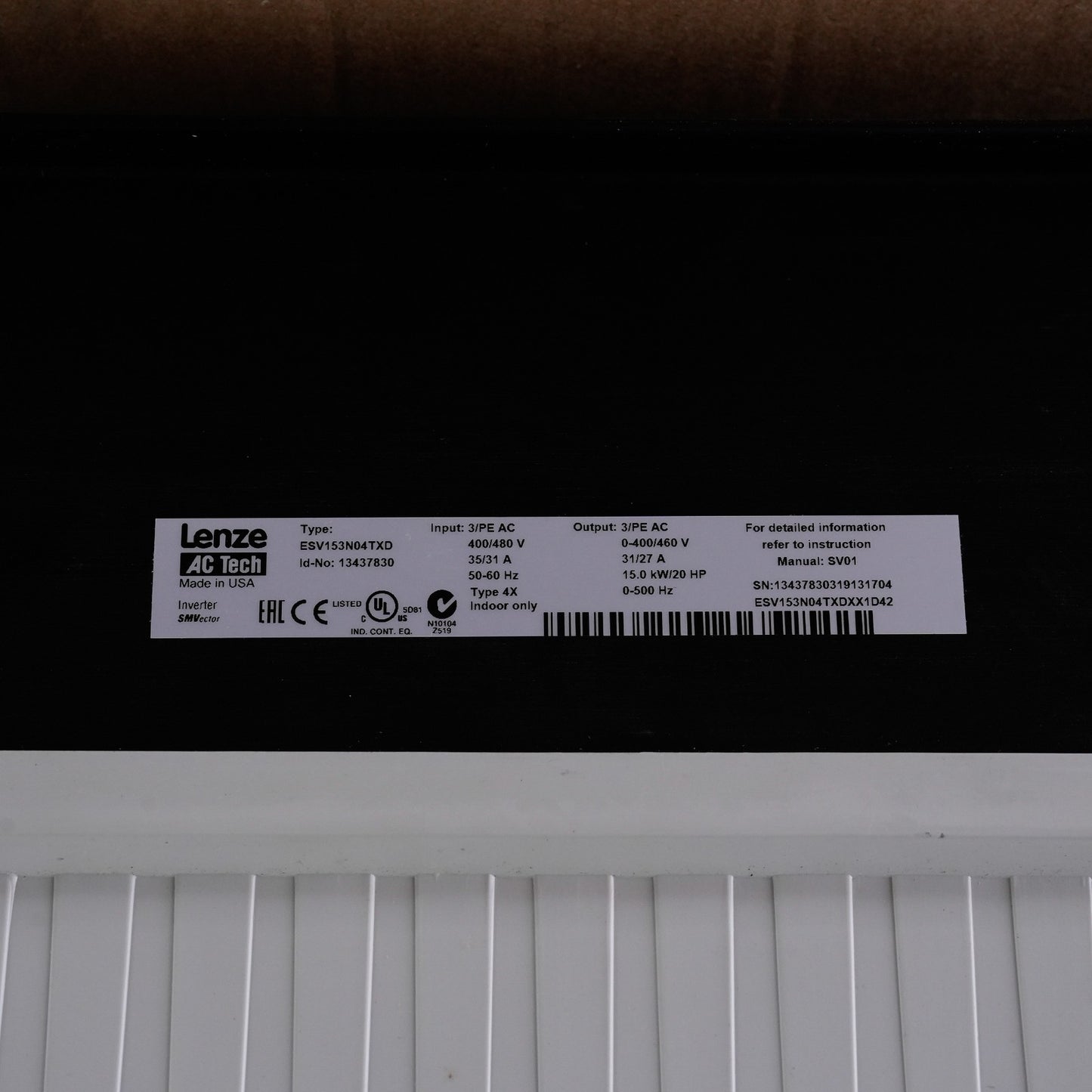 Lenze AC Tech ESV153N04TXD / ESV153N04TXDXX1D42 Inverter 3/PE AC 480V 20hp Drive