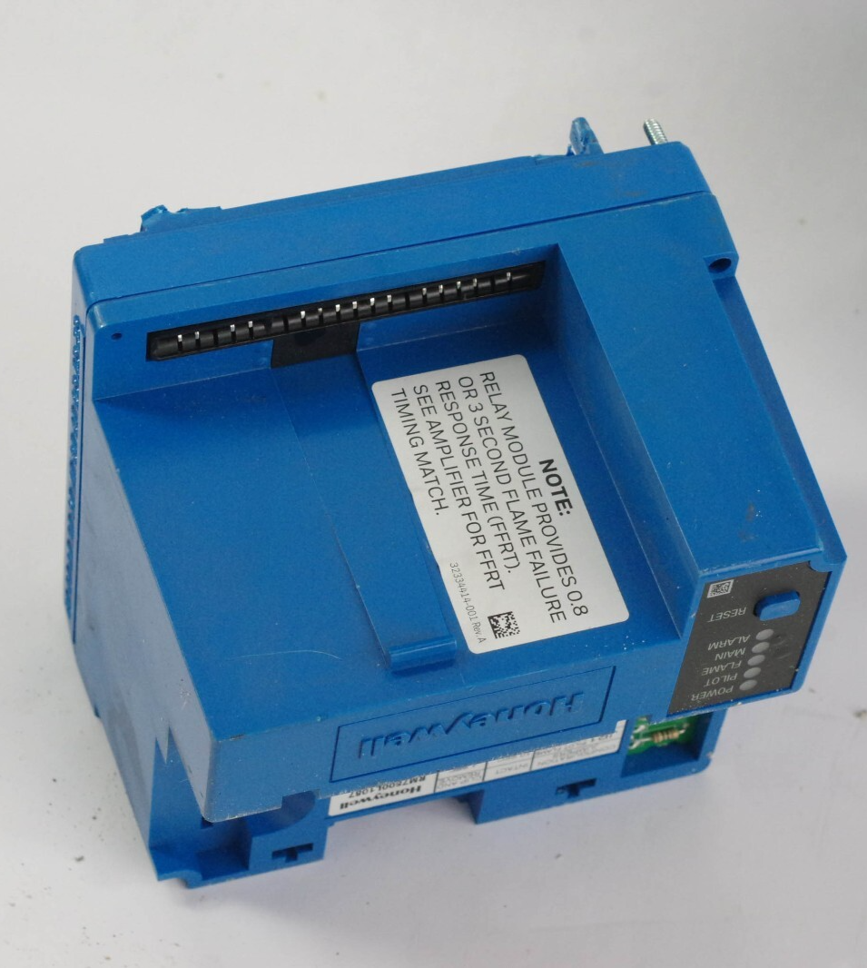 Honeywell Burner Control RM7800L1087 - 4x For Parts