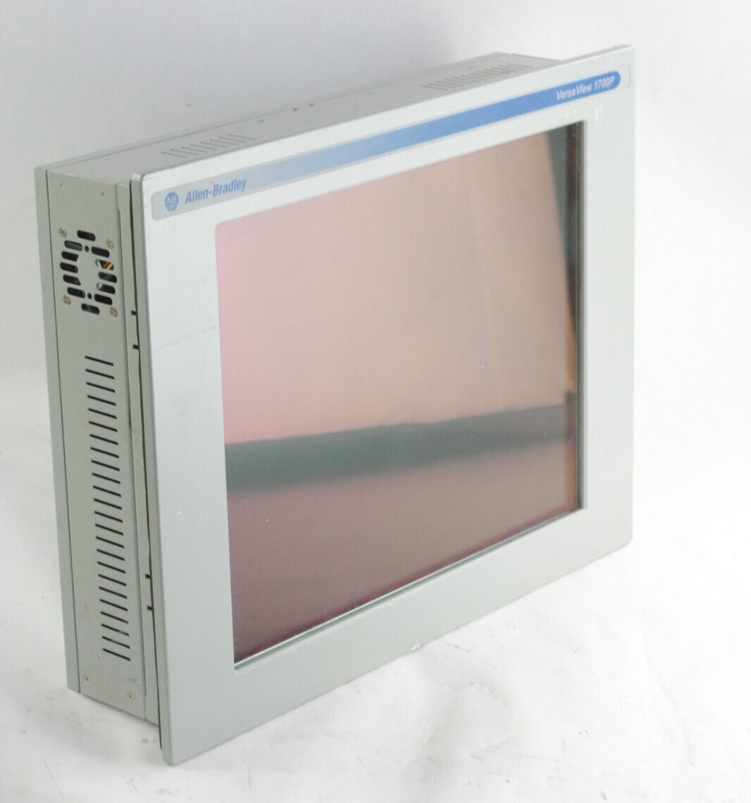 Allen Bradley 6181P-17NP2KH Ser B Rev Z VersaView 1700P Industrial PC - No HD