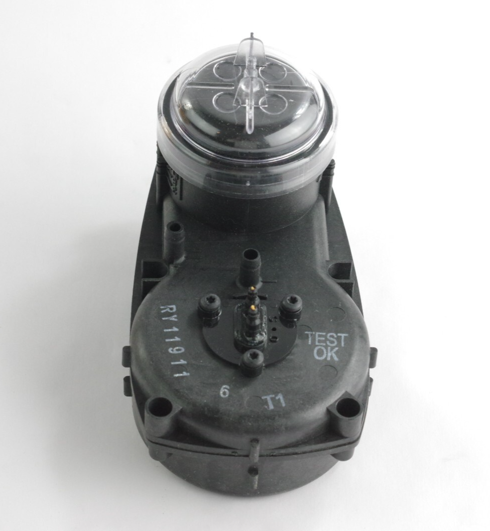 Johnson Controls P-3800-1 Reset Volume Controller Black - Open Box