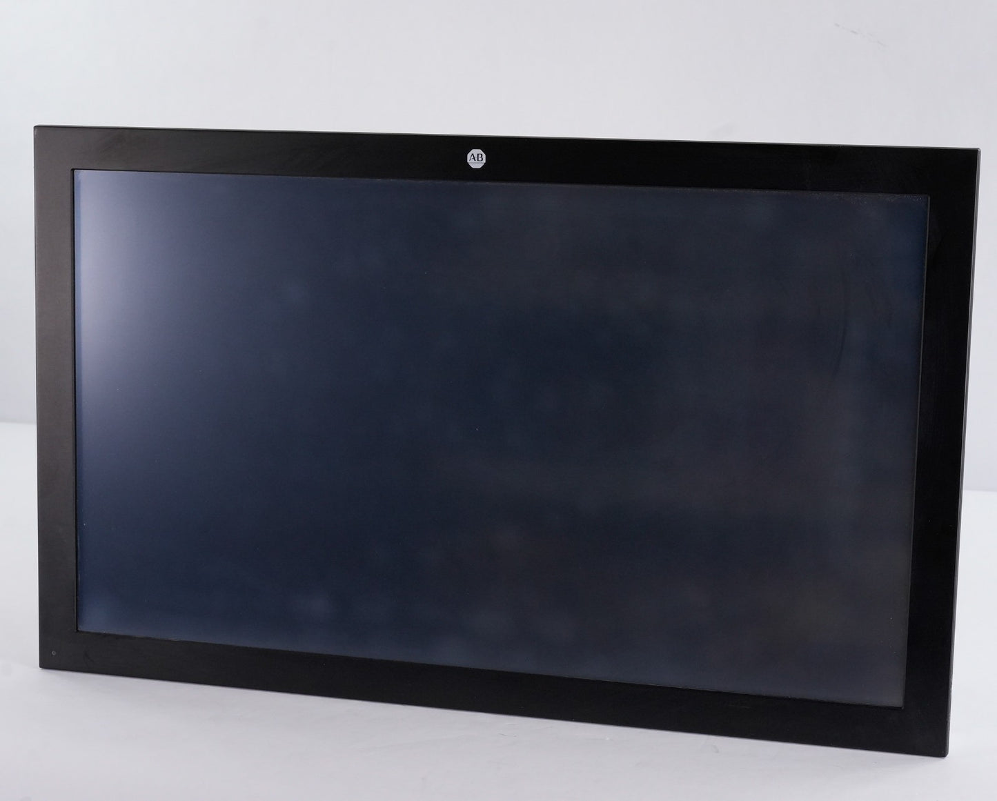 Allen Bradley 6300P-215AAPSFDNB-7DDBW19NNNDNN-NN1S /A VersaView 6300P Fanless PC