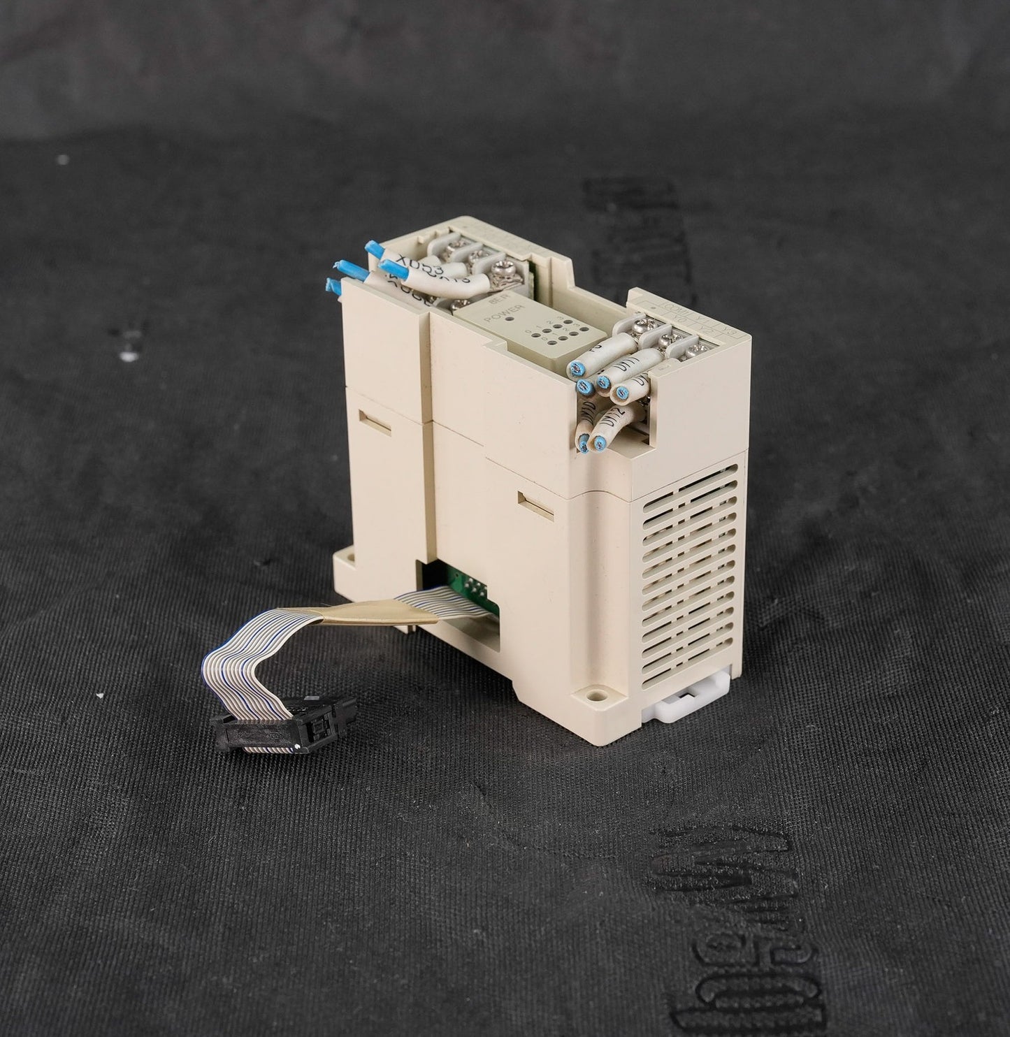 Mitsubishi Electric FX2N-8ER Programmable Controller DC24V / DC30V FX2N8ER