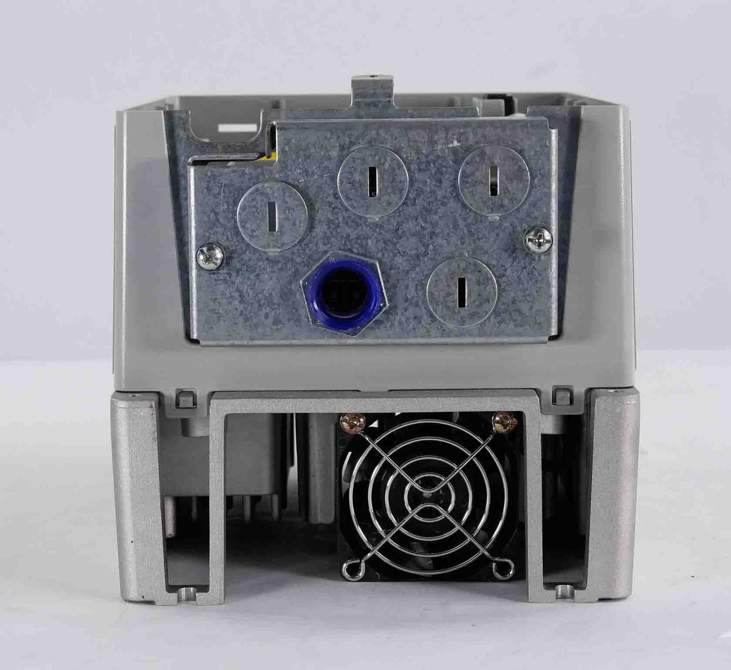 Allen Bradley 20AD5P0A3AYNNNNN /A PowerFlex 70 AC Drive 480V 3HP 3-Phase
