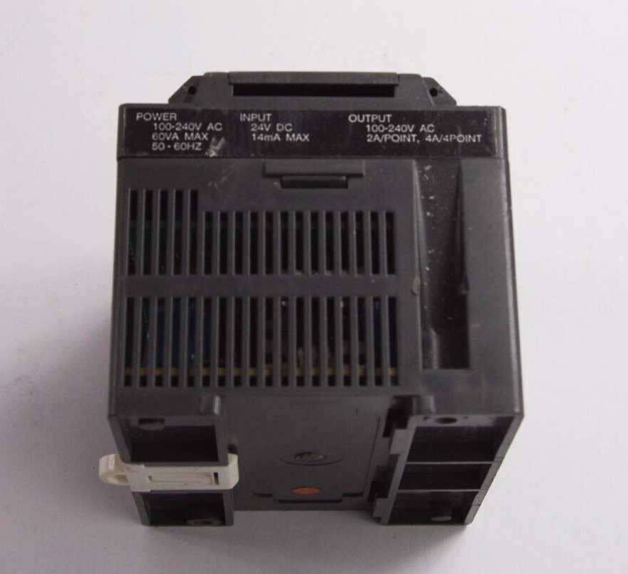 Cutler-Hammer D50CR14 D50 Programmable Controller, 85-264 VAC Power Supply