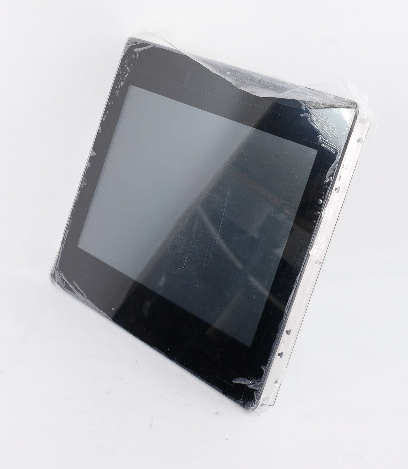 Allen Bradley 6200P-15WS3A1 /A VersaView 5400 Box Panel PC 15.6" (15WS3C1 / B1)