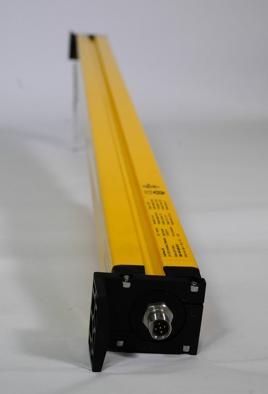 Contrinex YBB-14R4-0900-G012 Safety Light Curtain Receiver YBB14R40900G012