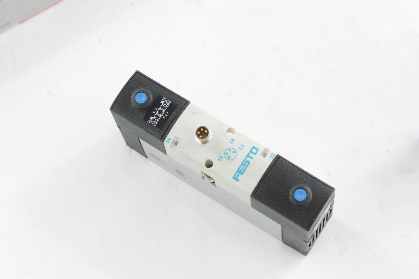 FESTO Air solenoid valve VSVA-B-P53C-H-A1-1R2L 534539 - No Box