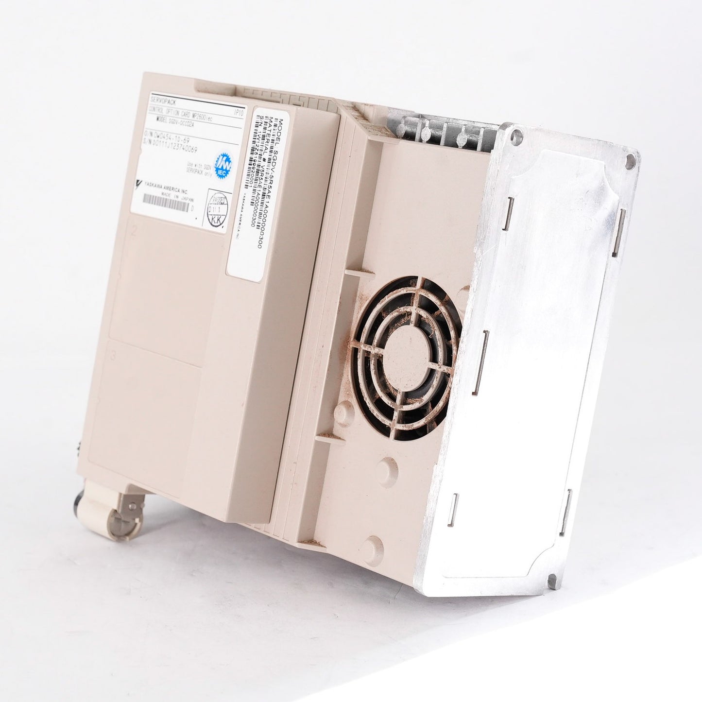 Yaskawa SGDV-5R5AE1A Servopack Servo Drive 3-Ph 230V 750W 5.5A SGDV5R5AE1A