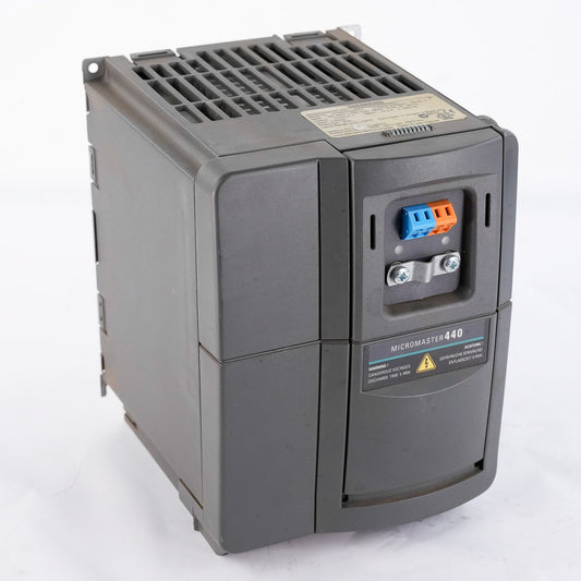 Siemens 6SE6440-2UD24-0BA1 Micromaster 440 Inverter Drive 6SE64402UD240BA1