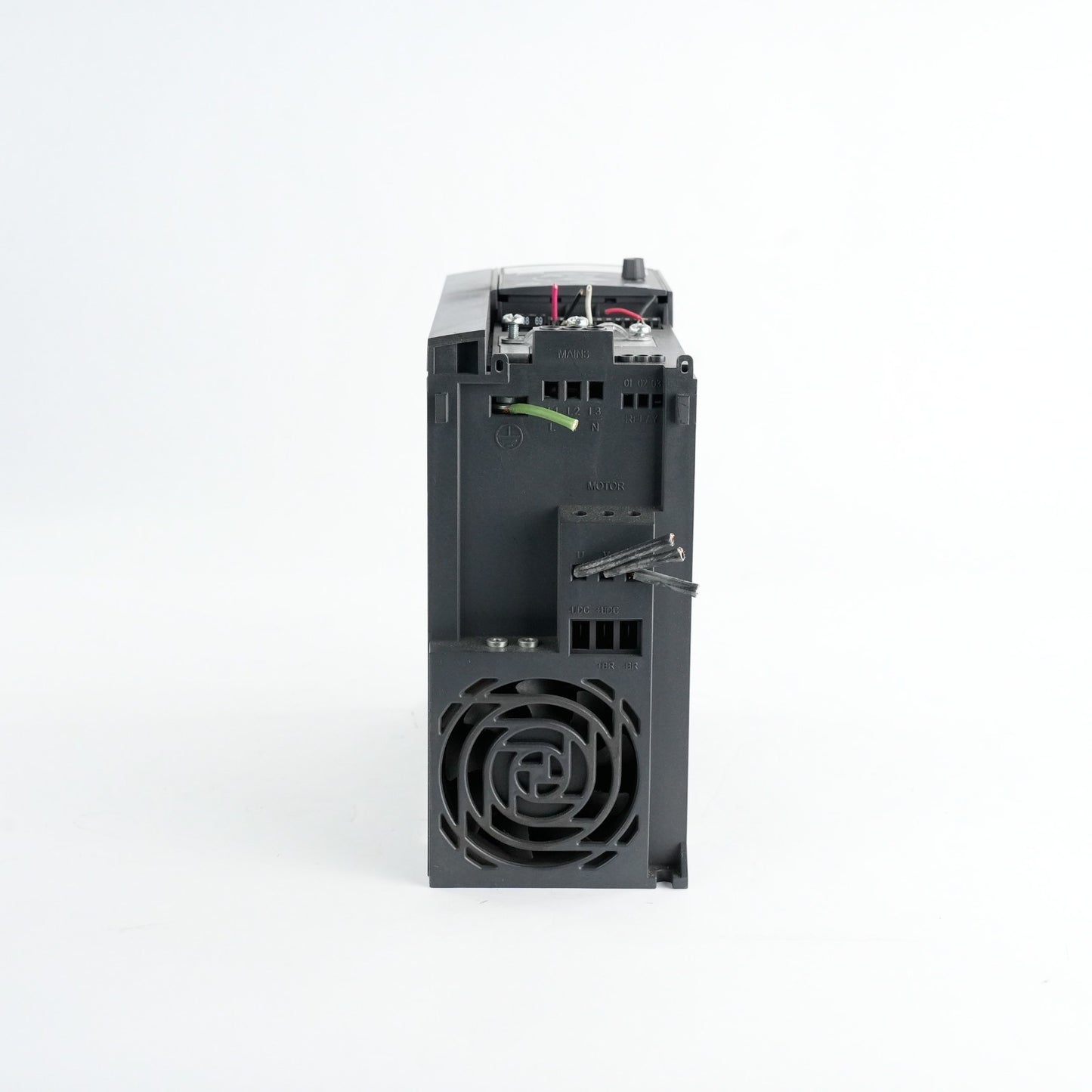 Danfoss 132F0030 VLT Micro Drive Frequency Converter 480V 3Ph 10HP