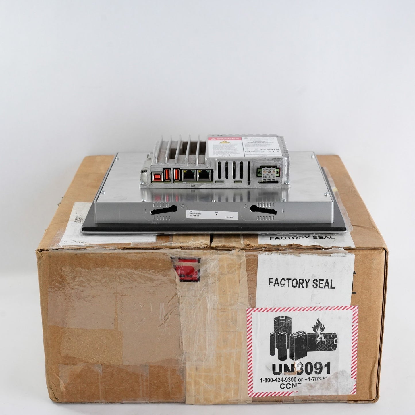 Allen Bradley 2711P-T10C22A9P /A PanelView Plus Color Terminal - Open Box
