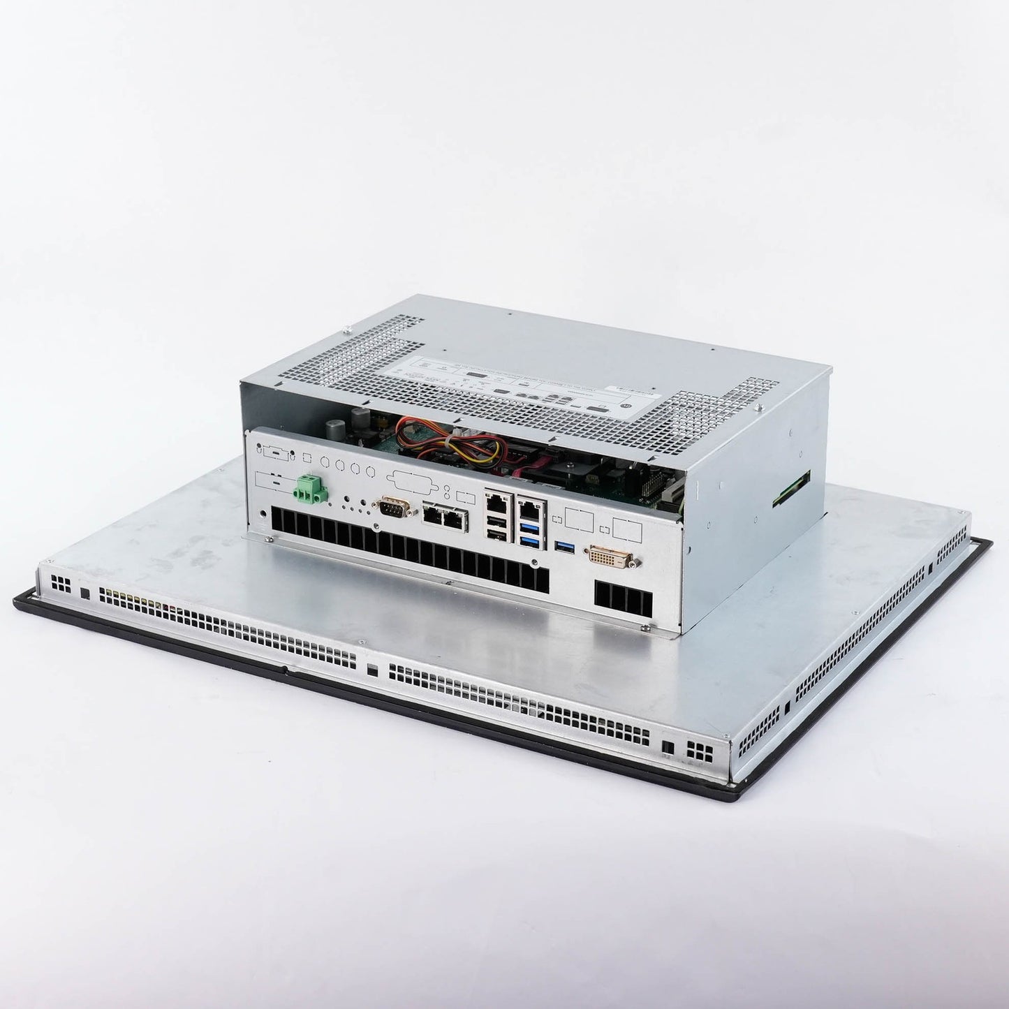 Allen Bradley 6300P-190BAPSTDNB-3CBBW19NNNBNN-NN1S /A VersaView 6300P Panel PC