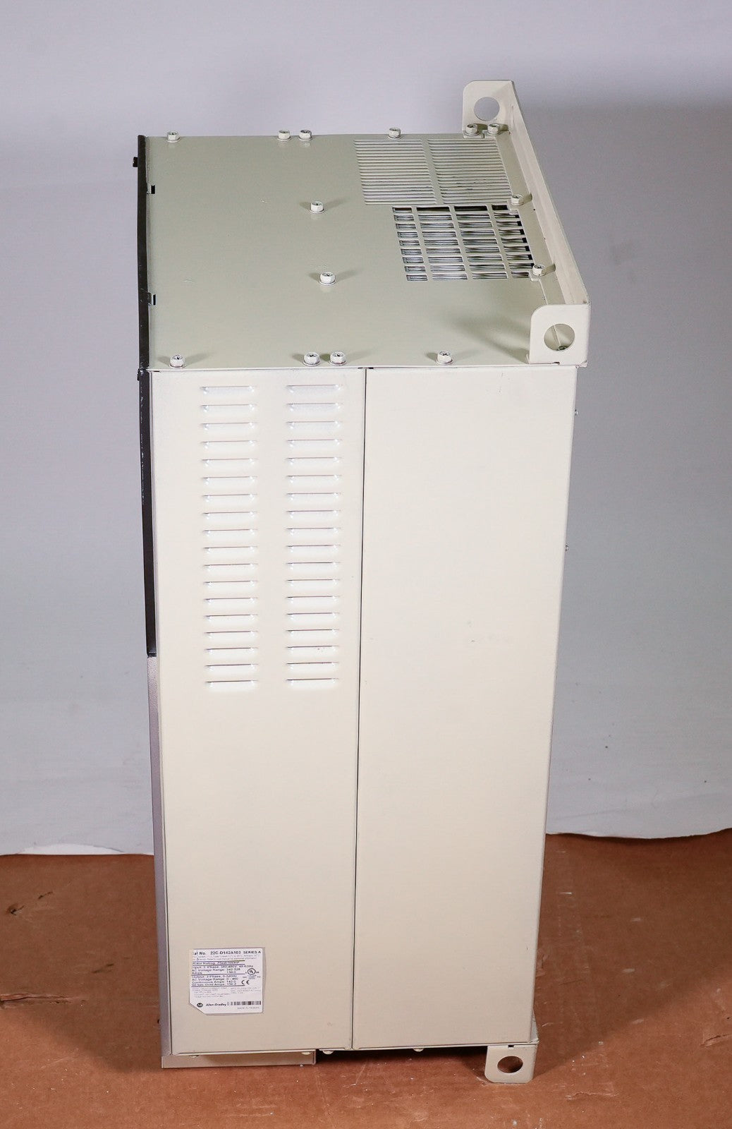 Allen Bradley 22C-D142A103 /A PowerFlex 400 AC Drive 480V 75kW 100HP + 1 Yr WTY