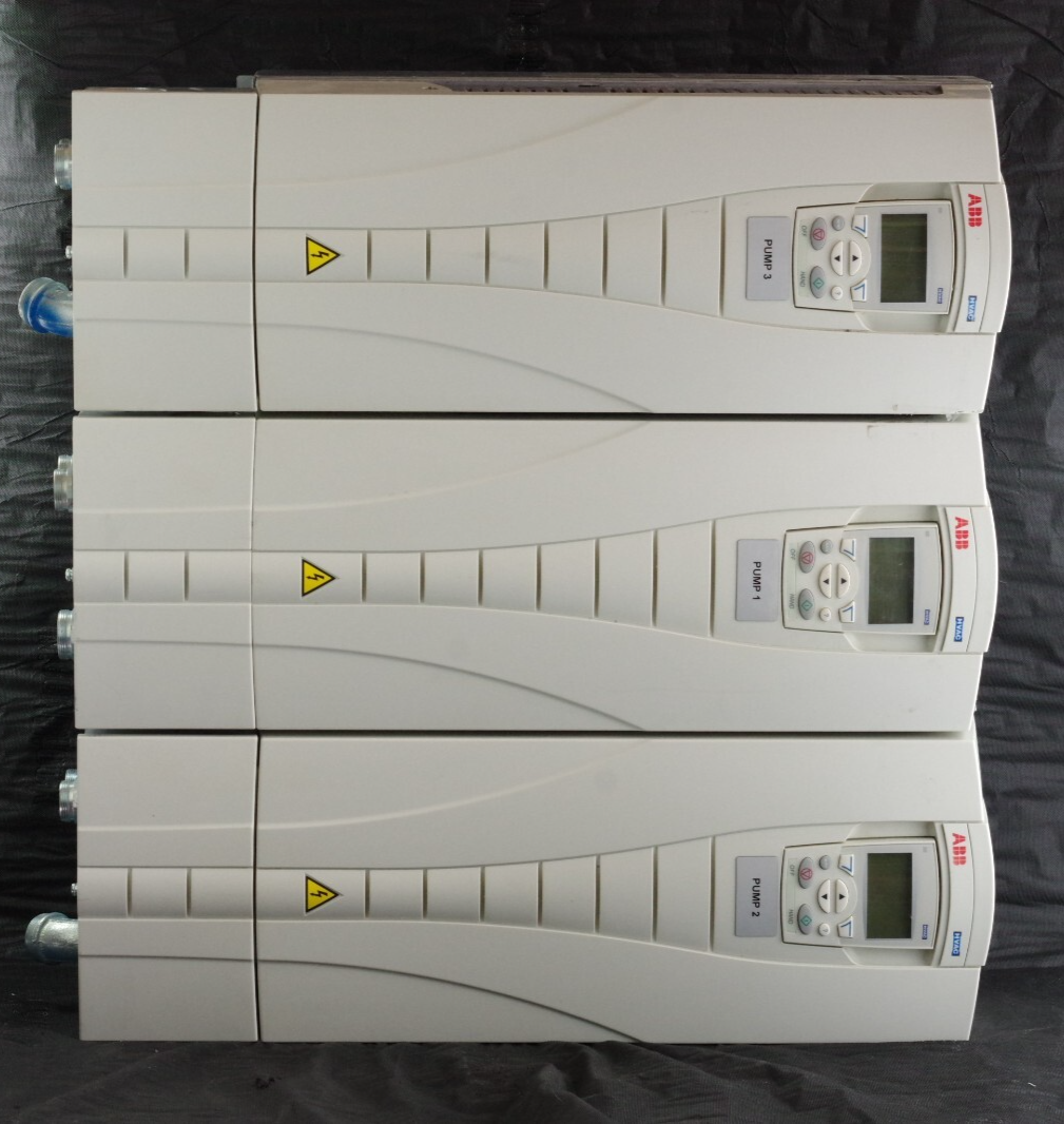 ABB ACH550-UH-031A-4 AC Drive ACH550 20HP 3-Phase 20Hp 15kW 31A