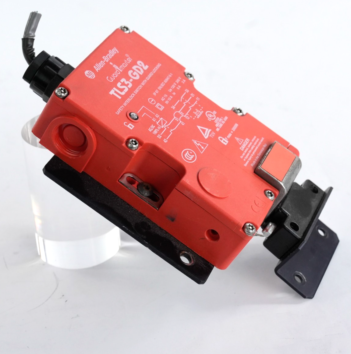 Allen Bradley TLS3-GD2 Guardmaster Safety Interlock Switch w/ Guard Locking
