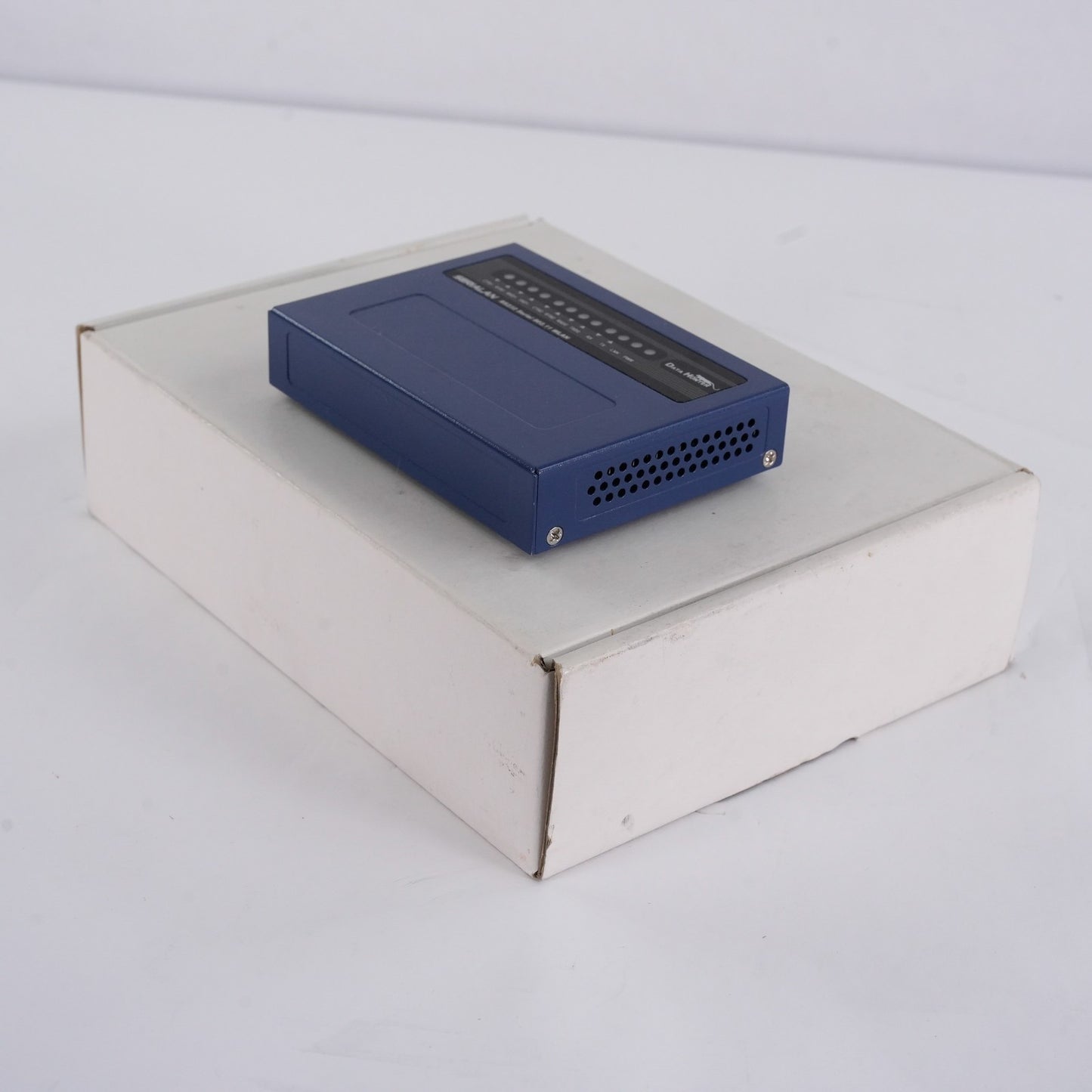 Data Hunter SERIALAN RS232 Serial 802.11 WLAN - Open Box
