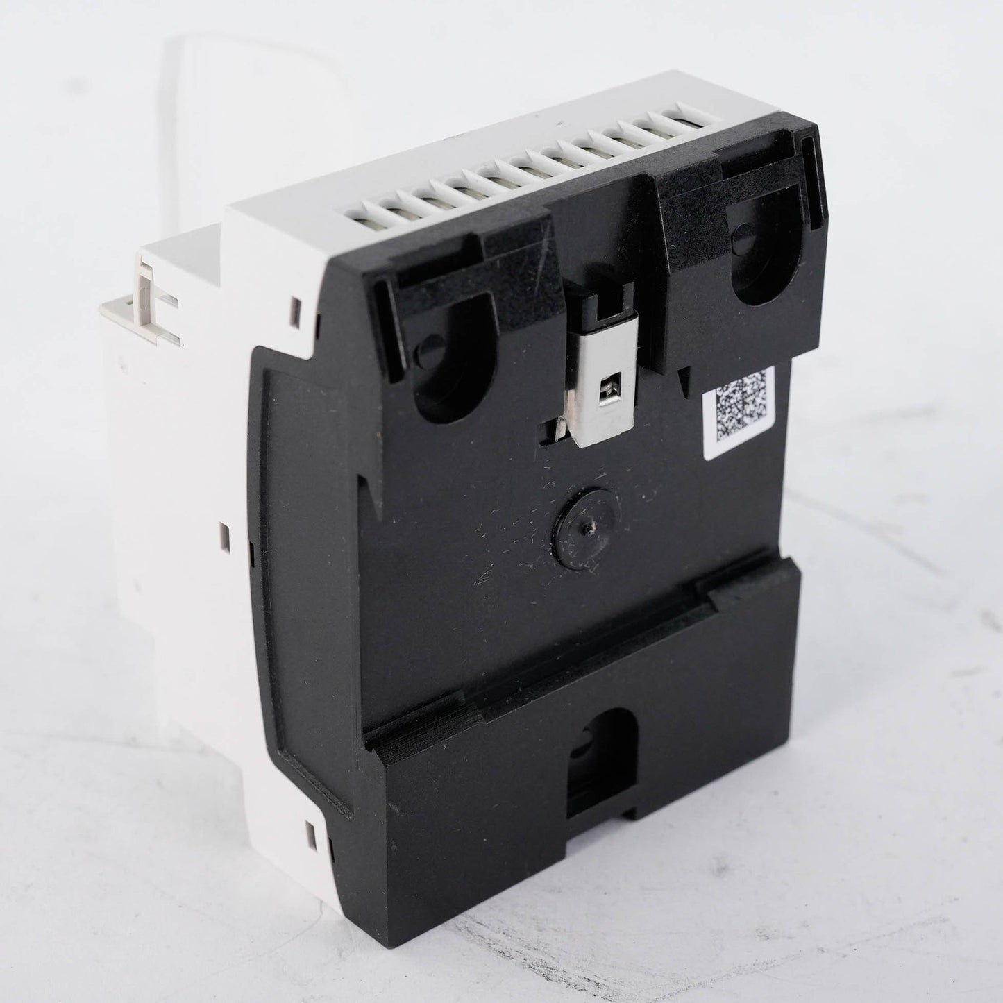 Eaton easy-E4-DC-12TC1 Nano PLC 24VDC 8 Digital Input 4 Transistor Output 197211