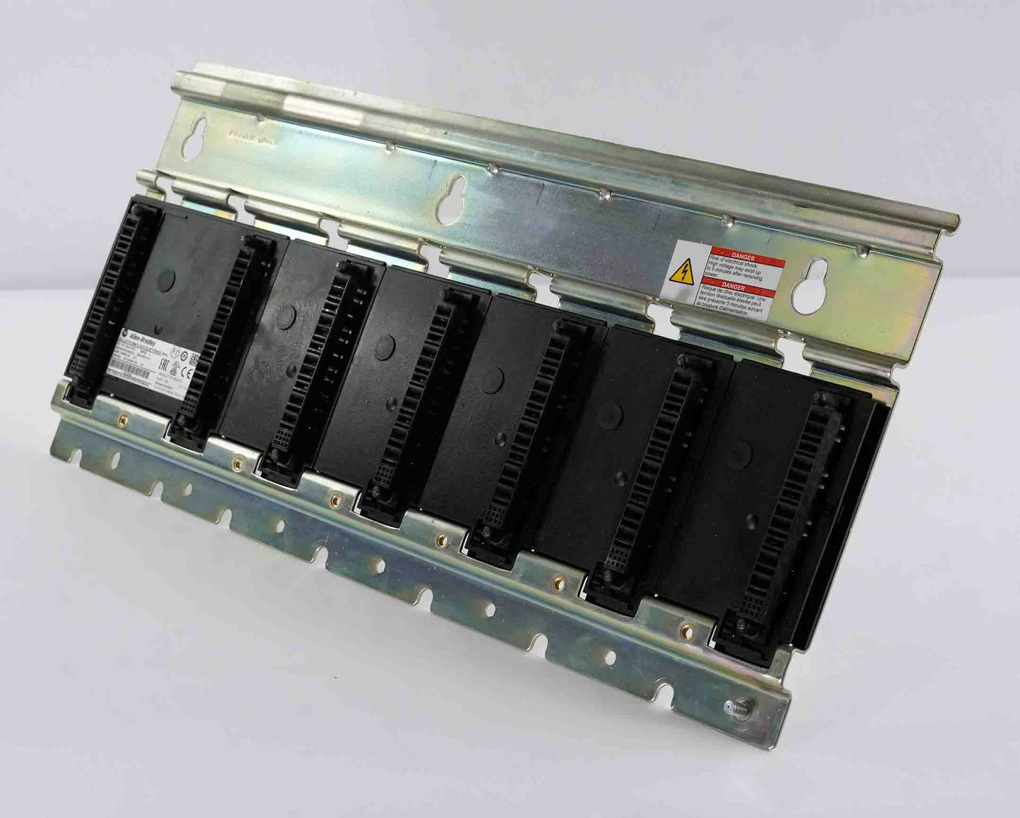 Allen Bradley 2094-PRS6 /A Bulletin 2094 6-Axis Slim Power Rail 2094PRS6