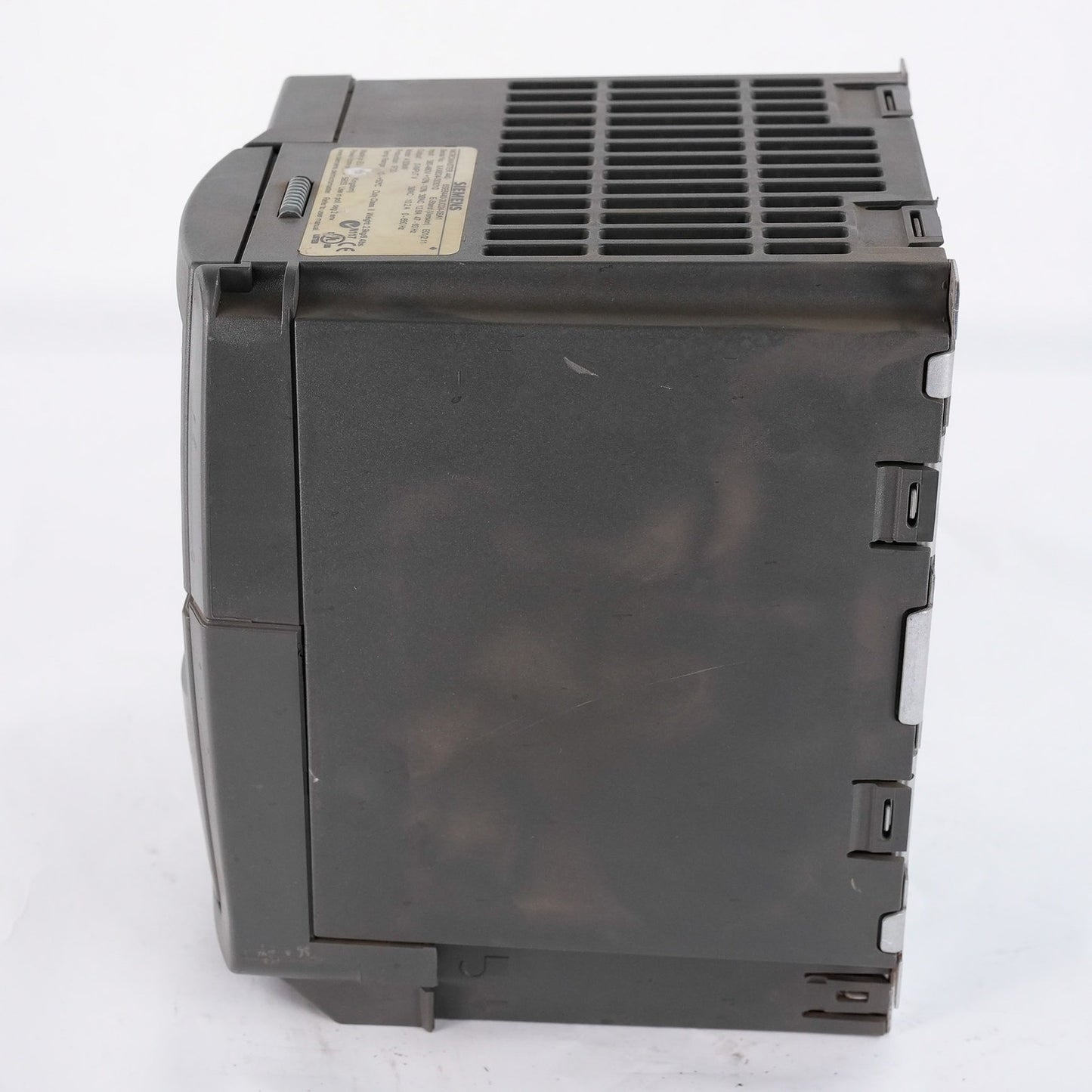 Siemens 6SE6440-2UD24-0BA1 Micromaster 440 Inverter Drive 6SE64402UD240BA1