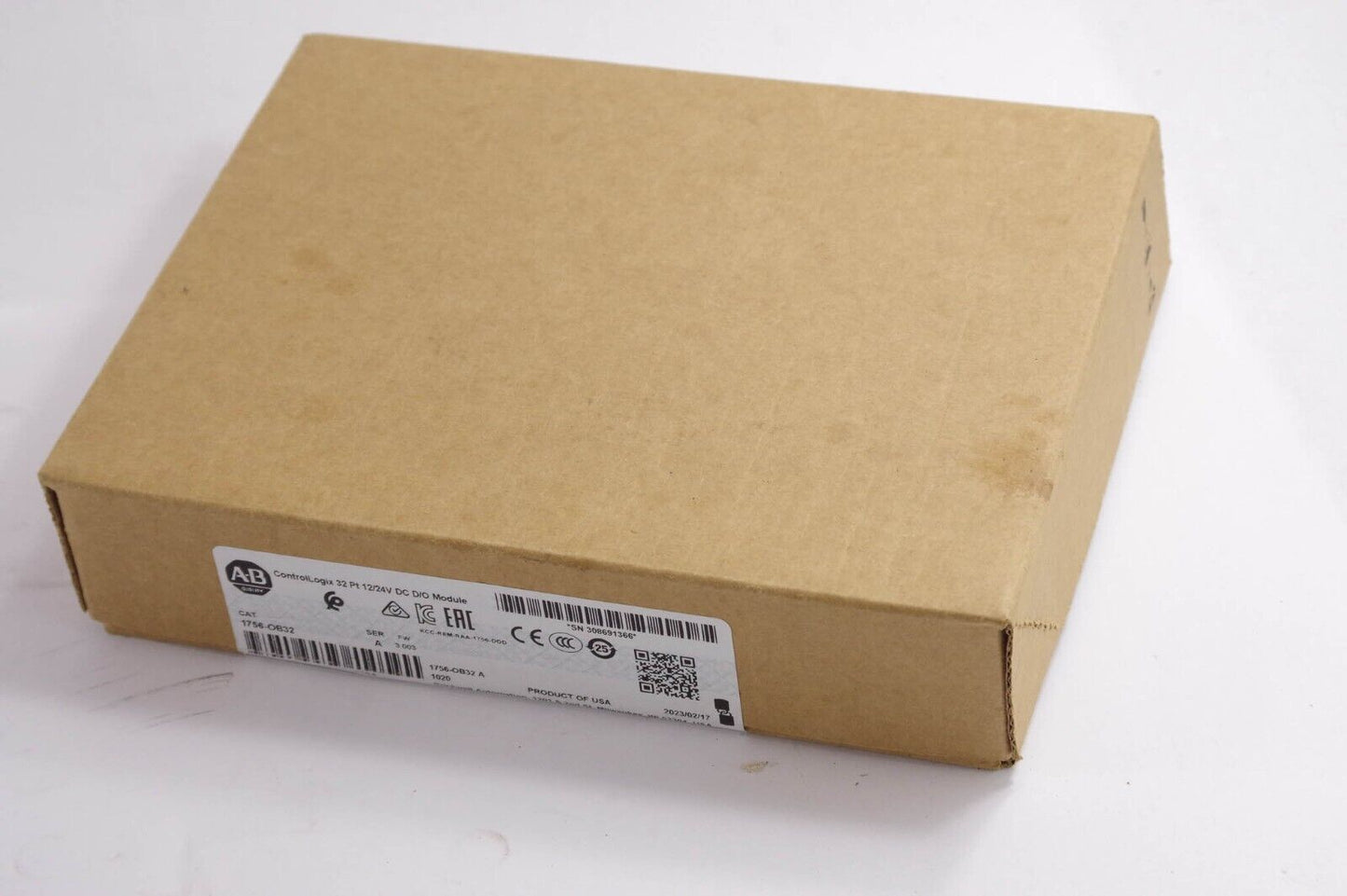 Allen Bradley 1756-OB32 / 1756OB32 Ser A ControlLogix 32 Pt 12/24V DC D/O Module