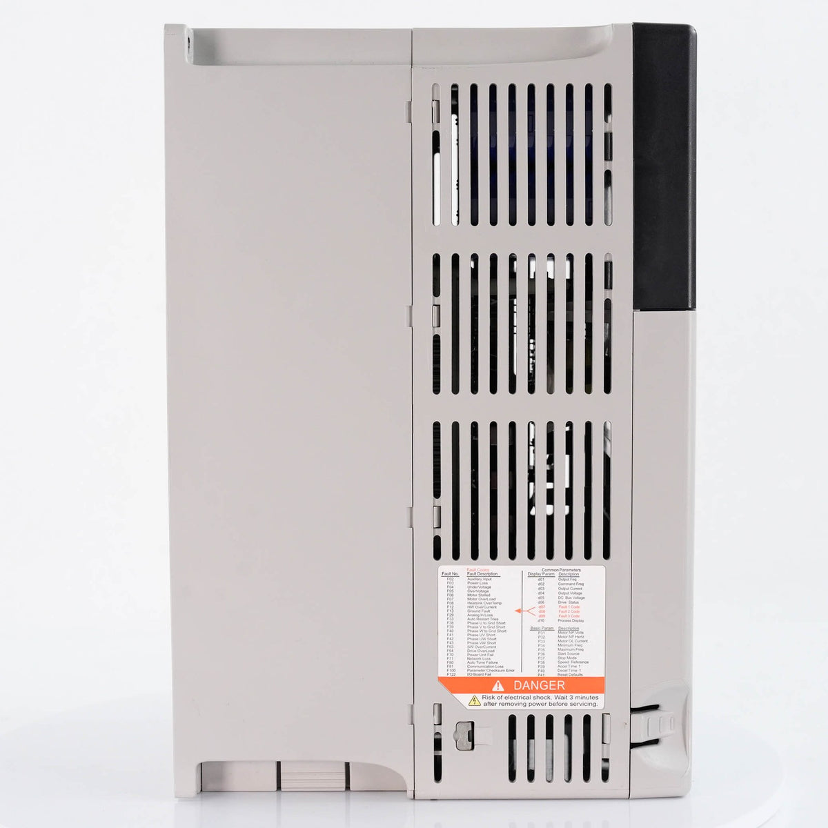 Allen Bradley 22B-D017N104 Ser A PowerFlex 40 AC Drive 480V 10HP 7.5kW 17.5A 22B