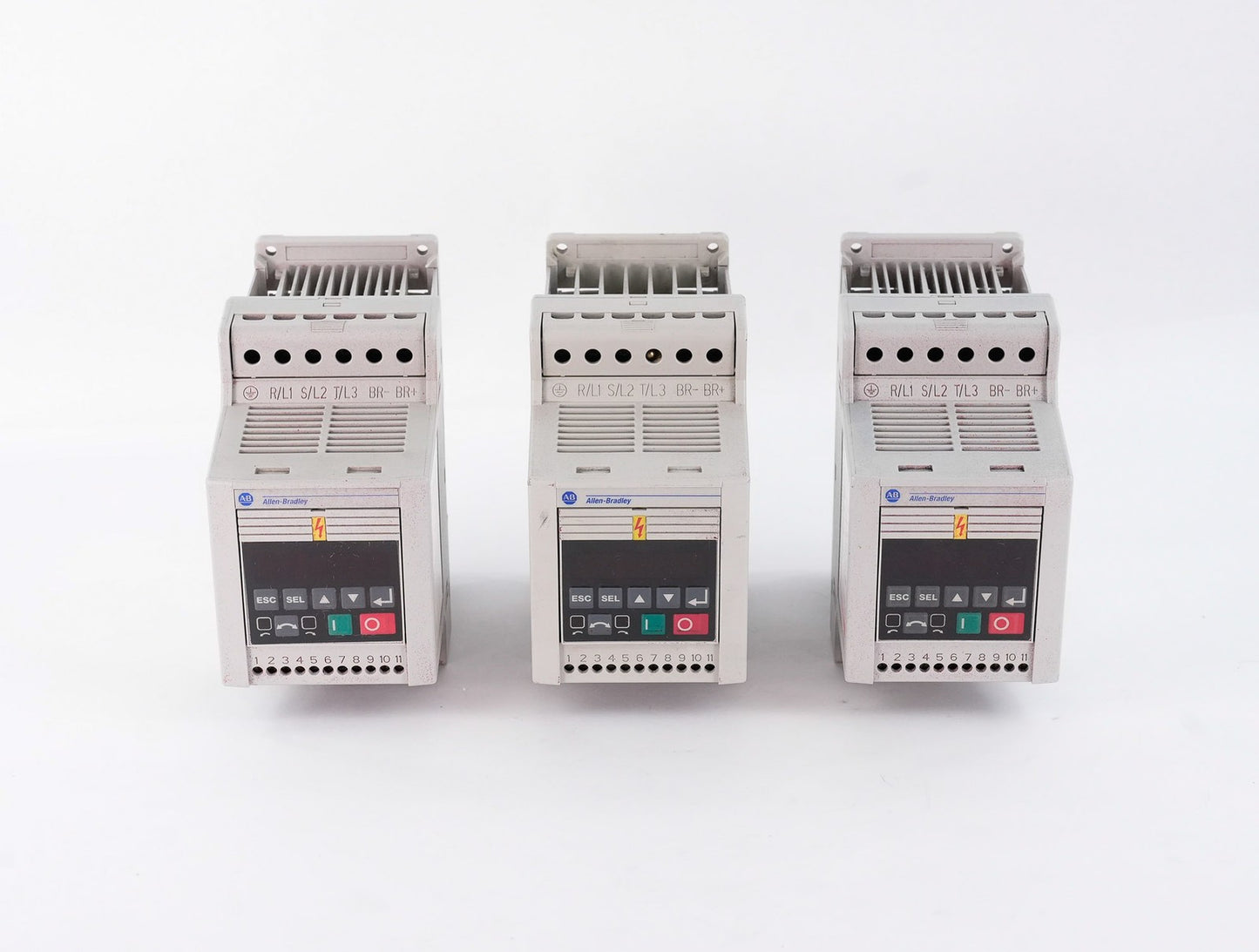 Allen Bradley 160-AA04NSF1P1 /C AC Drive 0.75kW 1HP 200-240V 160AA04NSF1P1