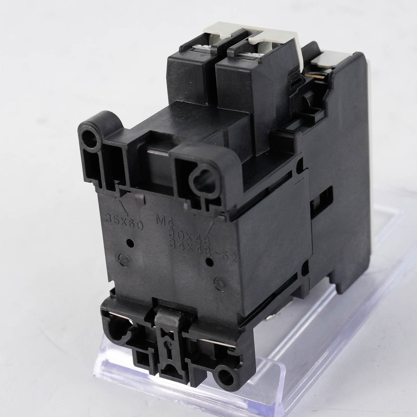 Fuji SC-E05 SE22AA-H Magnetic Contactor 22A 600V 3-Pole 110-120VAC Coil