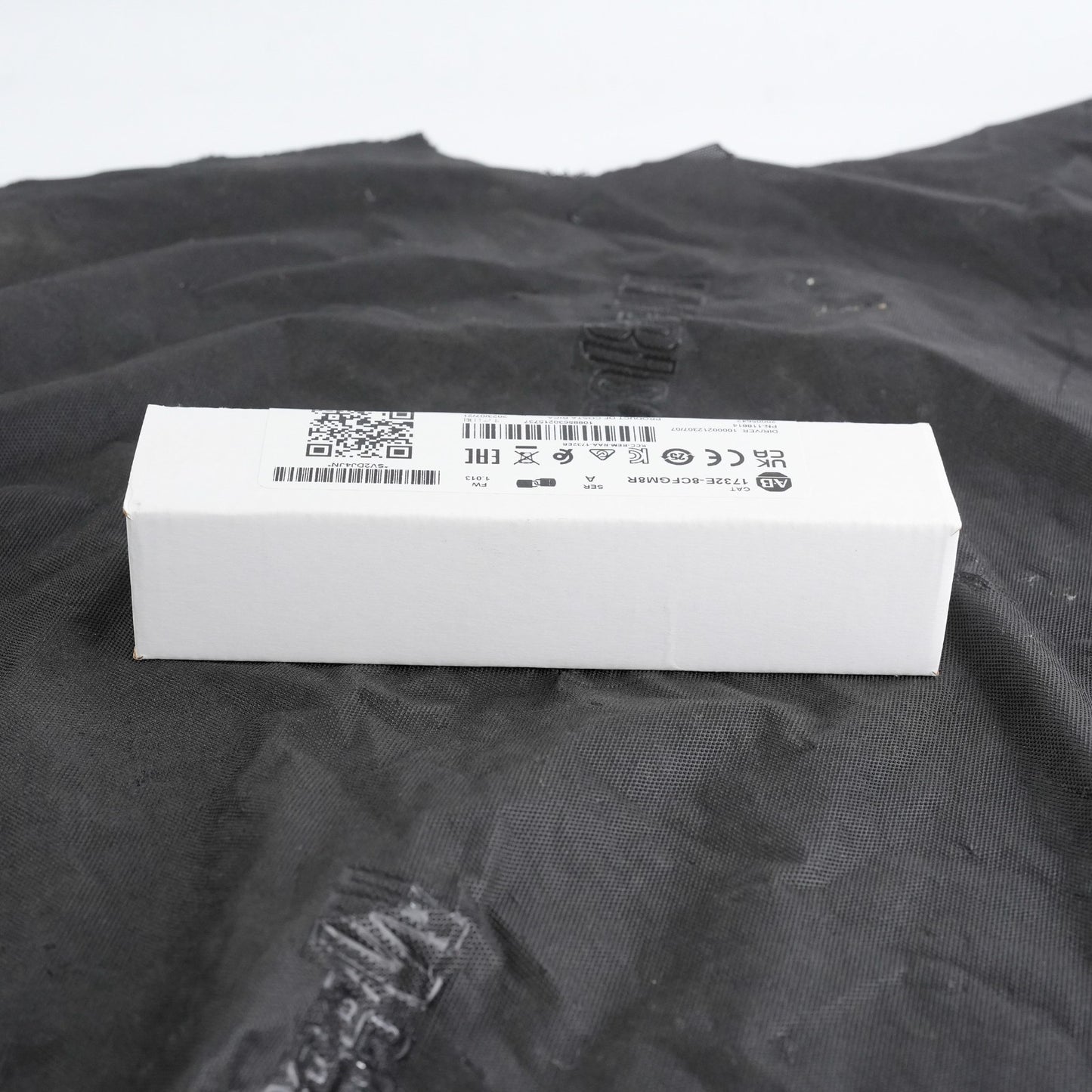 Allen Bradley 1732E-8CFGM8R /A ArmorBlock 16 Point Output Module Sealed Surplus