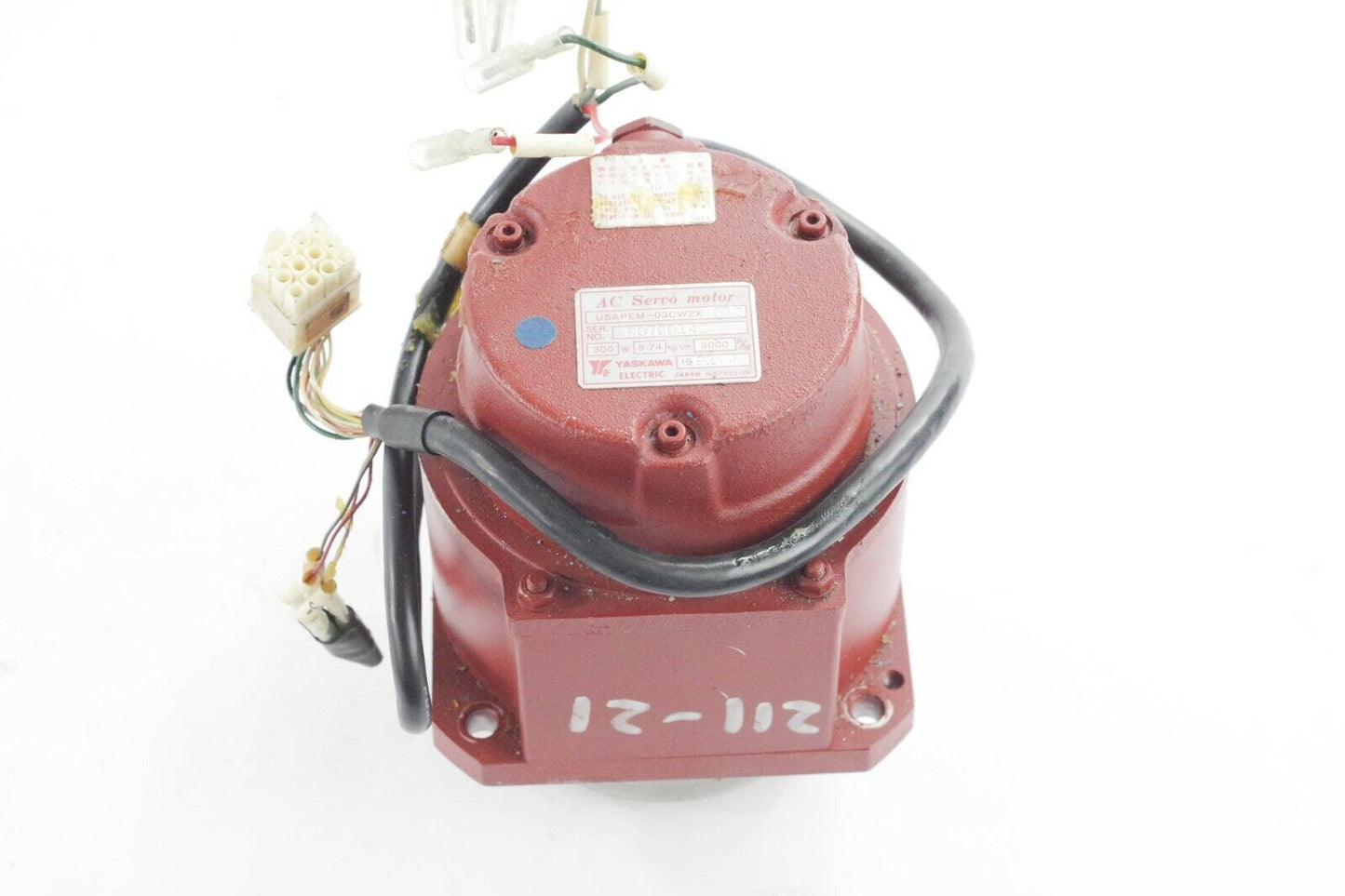 Motoman Yaskawa AC Servo Motor USAPEM-03CW2X 300W 3000RPM 012