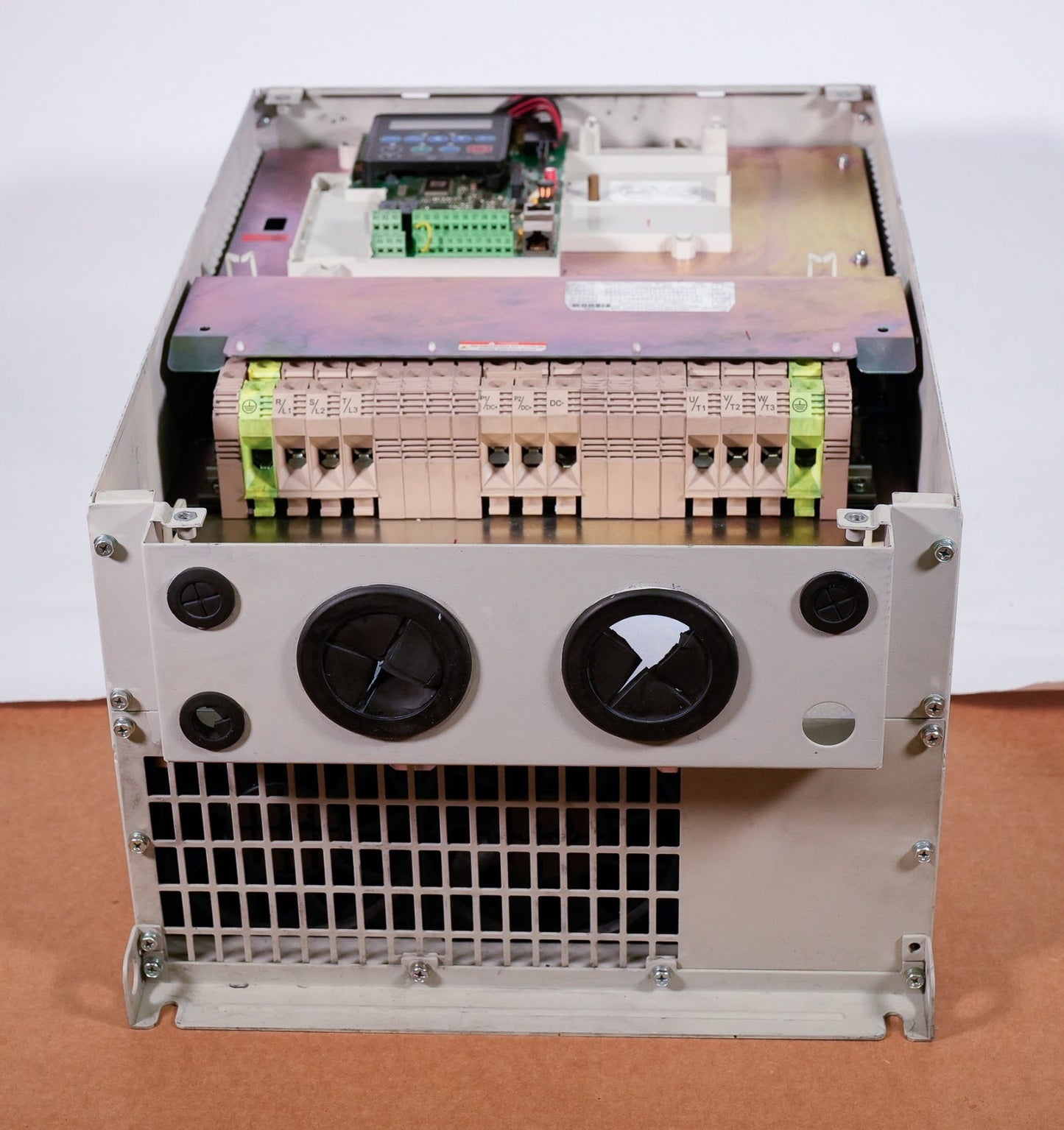 Allen Bradley 22C-D088A103 /A PowerFlex 400 AC Drive 480V 60HP + 1 Year Warranty