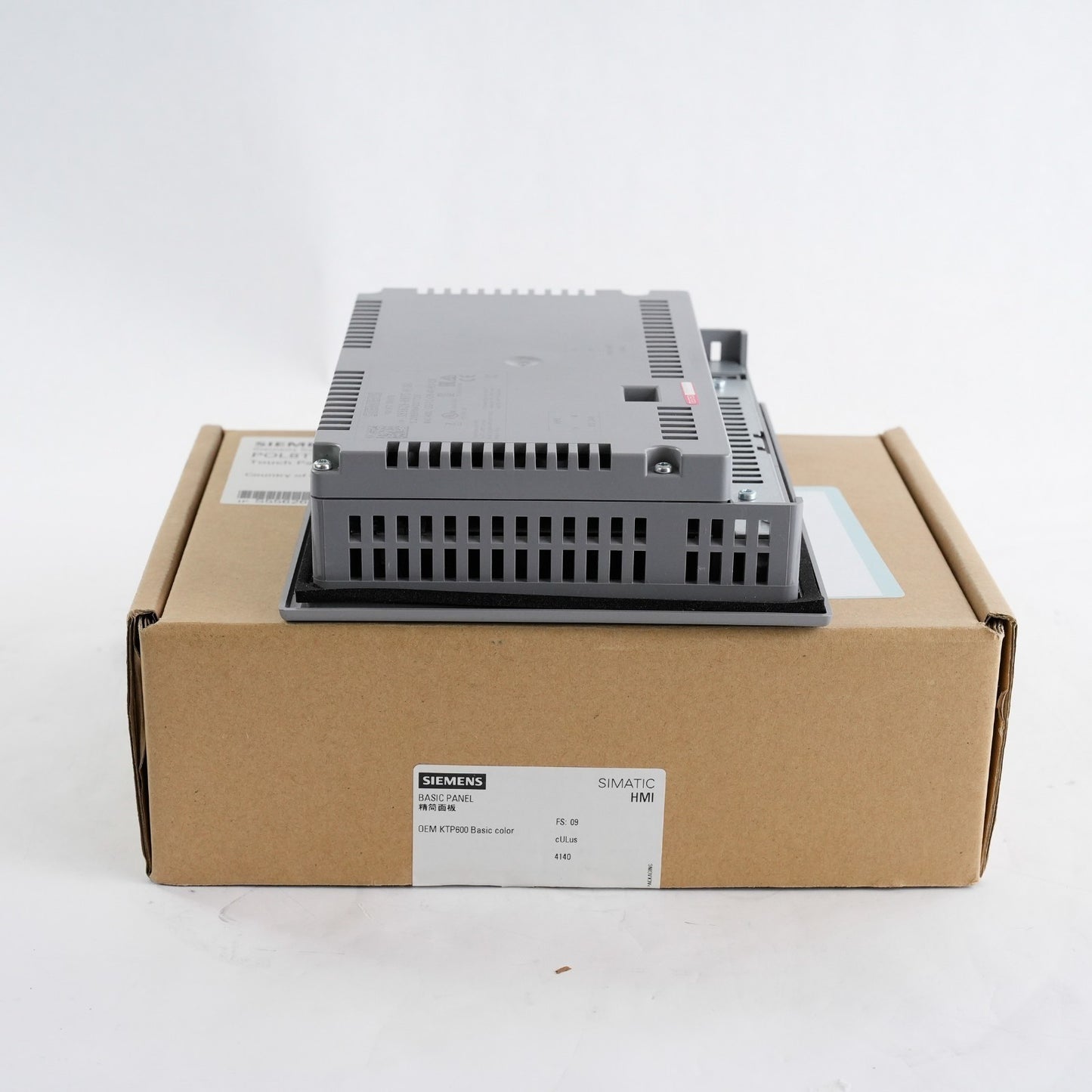Siemens KTP600 Simatic Touch Panel Basic Color 1P S55626-H875-A100 POL8T7.50/STD