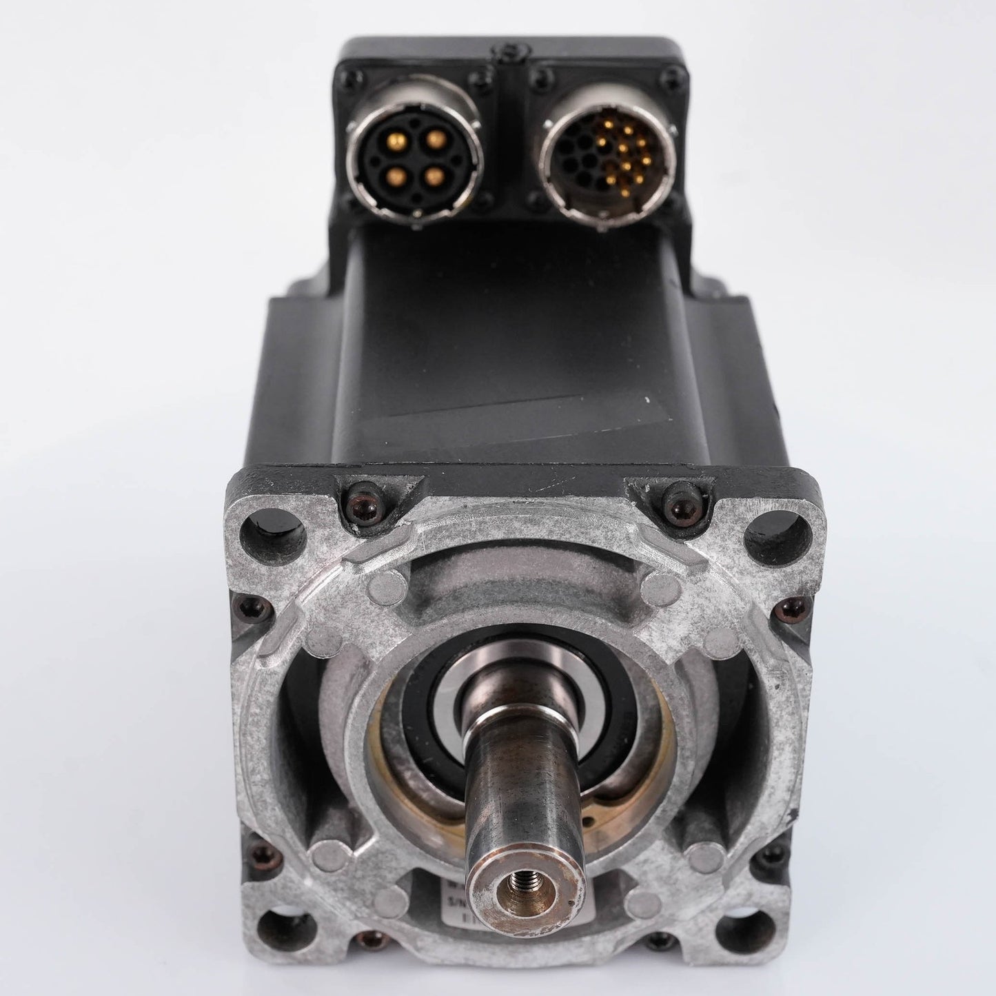 Allen Bradley MPL-B420P-SK22AA Servo Motor 460V 5000RPM 1.6kW