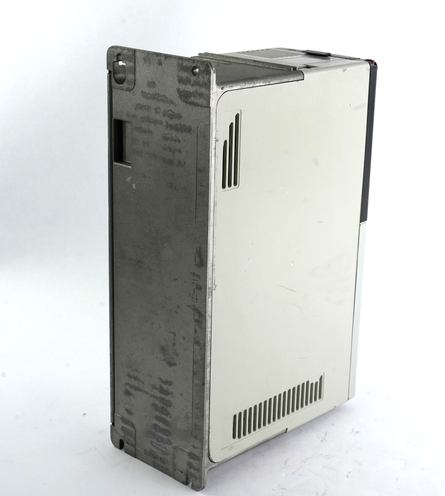 Allen Bradley 20BD8P0A3AYNACC1 /A PowerFlex700 AC Drive 480V 5hp