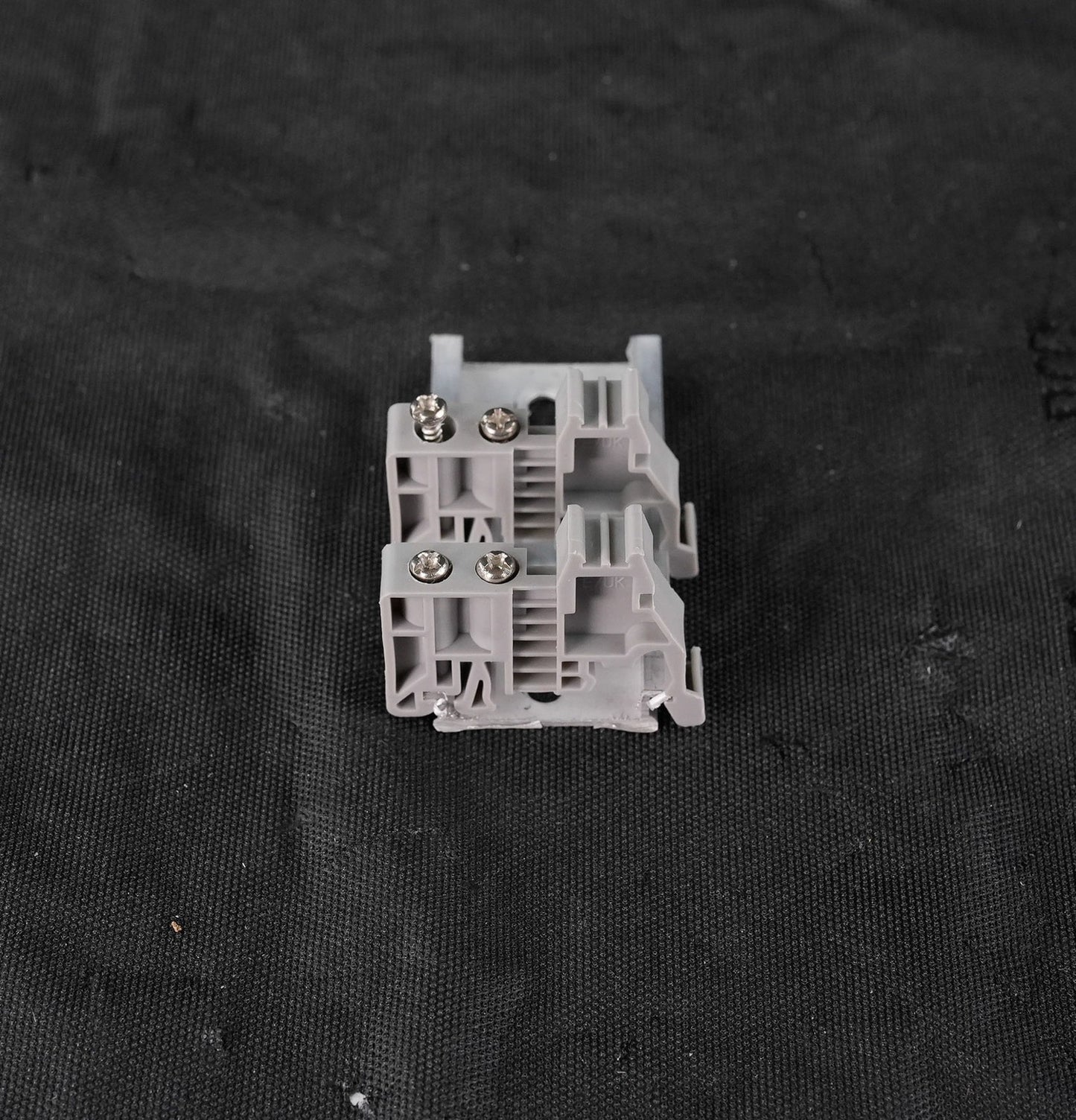 Delixi Electric DZ47X Guide Socket 10A/16A 250V 50Hz