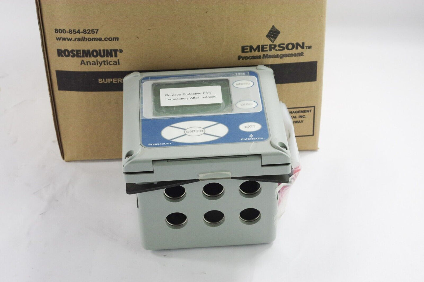 Rosemount / Emerson 1066-P-HT-67 LIQUID ANALYTICAL TRANSMITTER New Open Box