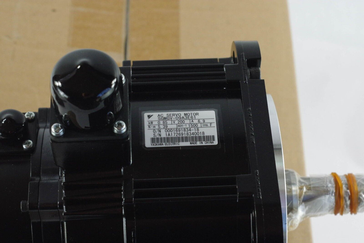 Yaskawa SGMGV-09A3E61 Servo Motor .0001697834 - Open Box