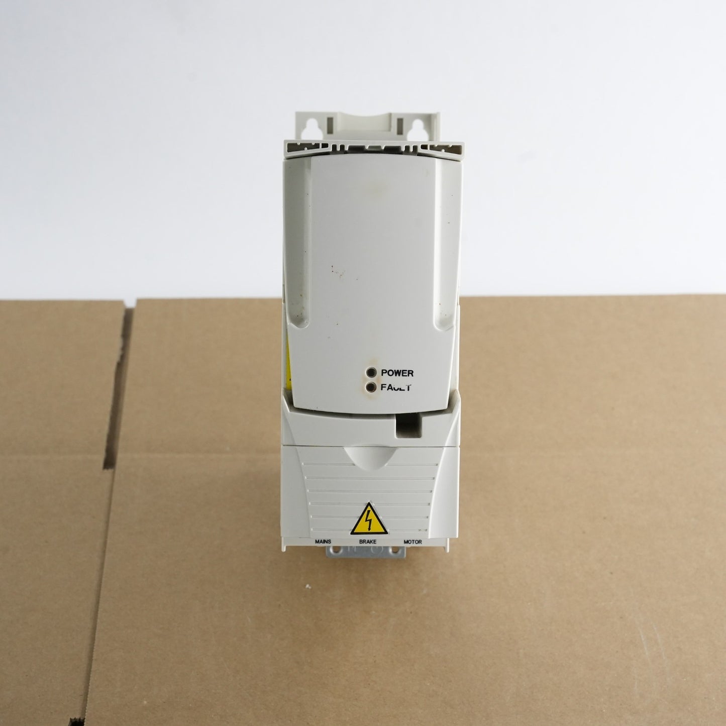 ABB ACS355-03U-04A7-2 MUL1 Option IP20/UL Open Type Drive 1HP