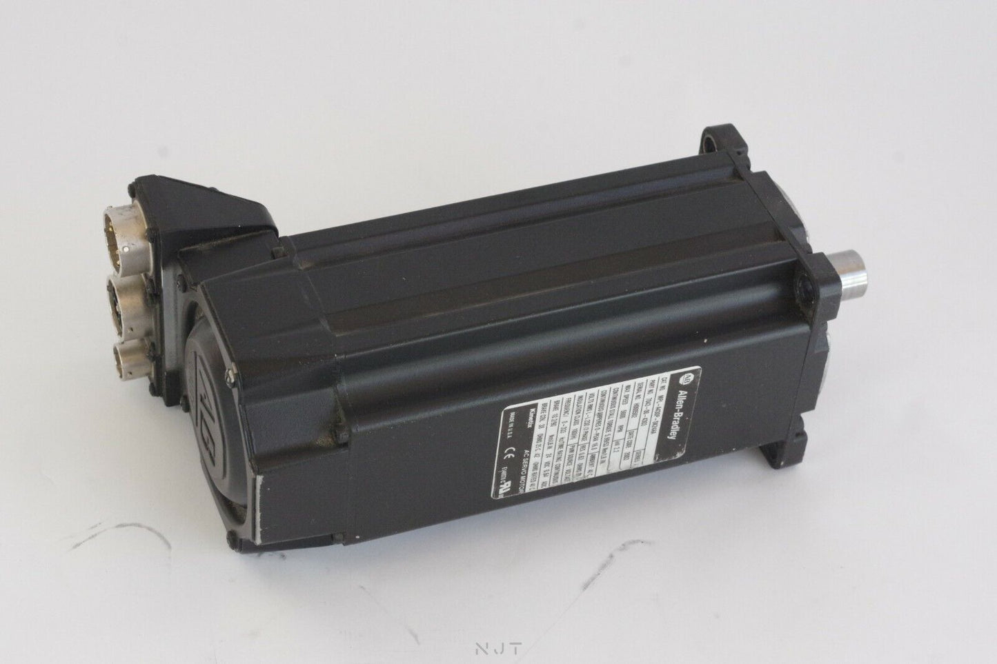 Allen Bradley MPL-A430P-SK24AA Servo Motor 7043-00-4303 Ser A 5000rpm 2.2kw MP