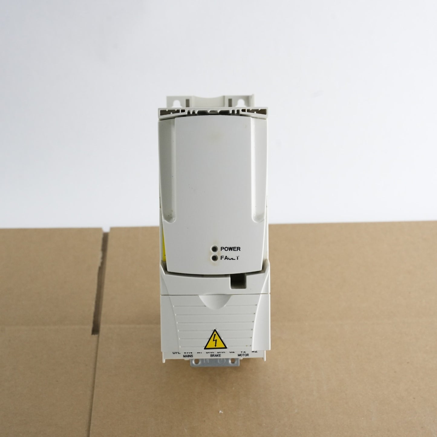 ABB ACS355-03U-04A7-2 MUL1 Option IP20/UL Open Type Drive 1HP
