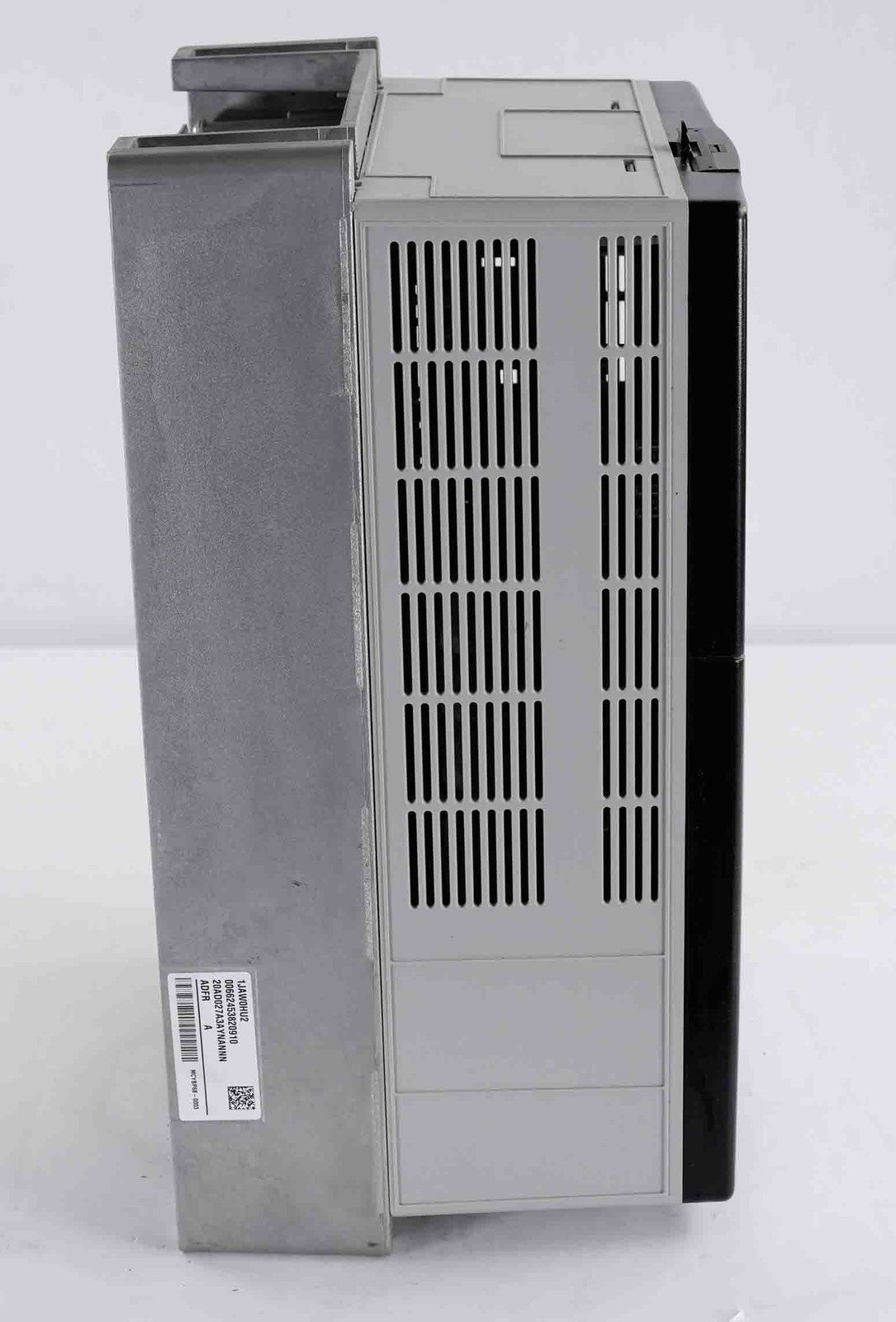 Allen Bradley 20AD027A3AYNANNN /A PowerFlex 70 AC Drive 480V 3ph 20HP + Warranty