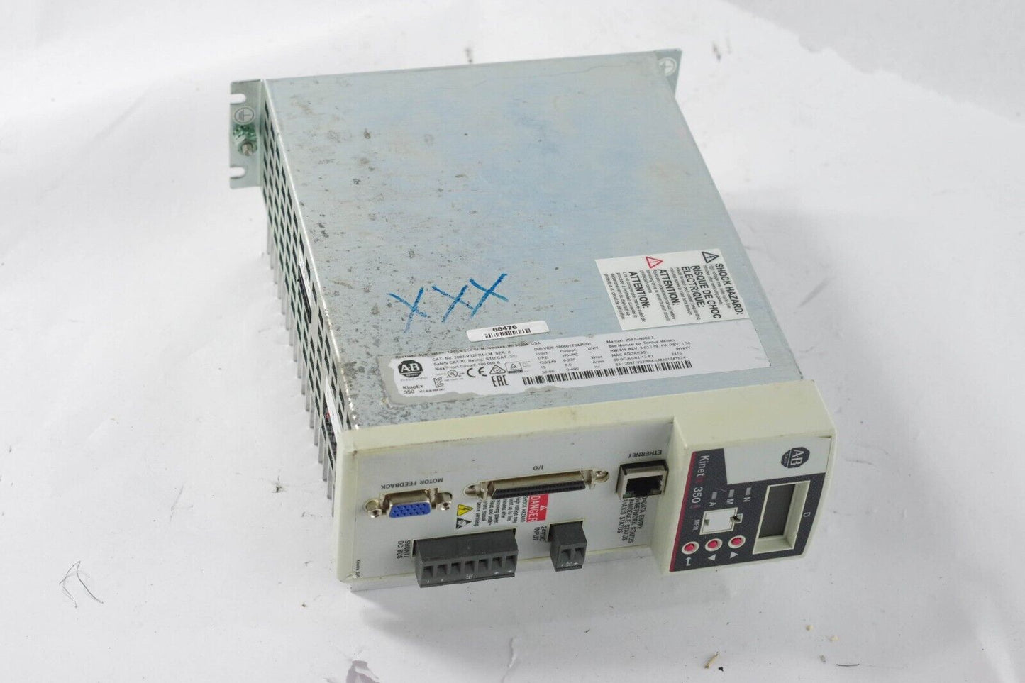 ALLEN BRADLEY 2097-V32PR4-LM SERVO DRIVE 2097-V32PR4-LM For Parts Repair