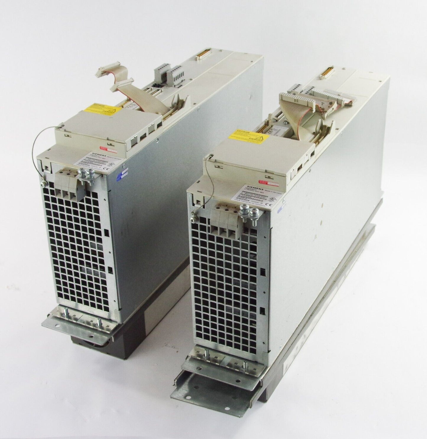 Siemens 6SN1124-1AA00-0DA1 6SN1 124-1AA00-0DA1 Power Module + 6SN1118-0DJ21-0AA1